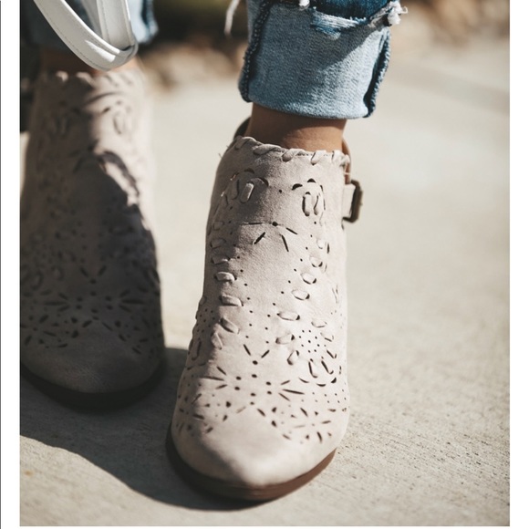 Taupe western inspired cutout bootie NIB. - Picture 4 of 8